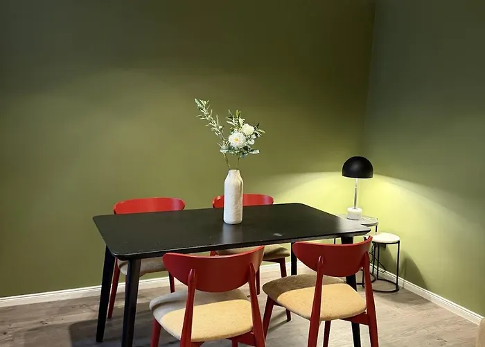 Fantastic By P&m ברלין